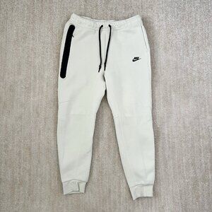 Nike Tech Fleece Joggers Pants L